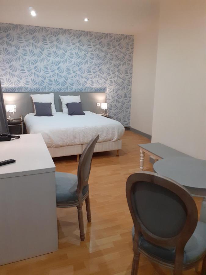 Logis Hotel Restaurant De L'Ecu Montbard Ngoại thất bức ảnh